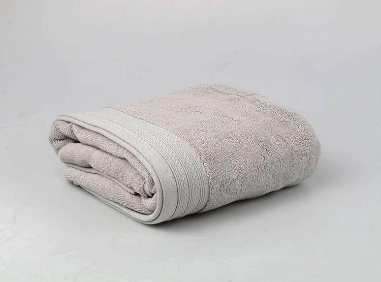 TOALLA DE BAÑO MAISON LINETT 700 GR GRIS - 1