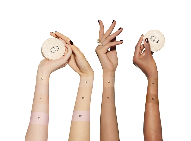POLVOS DIOR FOREVER CUSHION POWDER 30 MEDIUM - 4