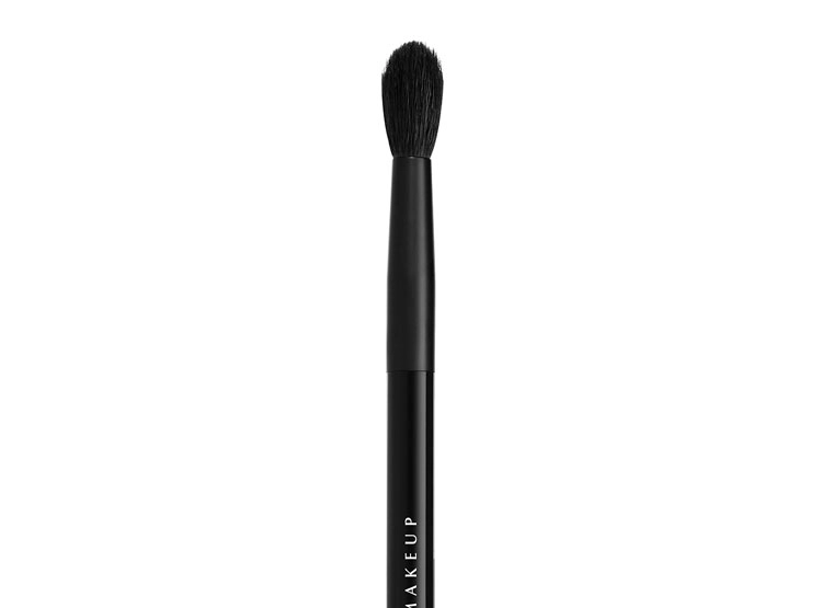 BROCHA NYX POLVOS PRO BRUSH CREASE - 2