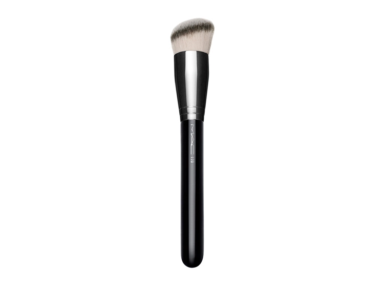 BROCHA DE ROSTRO M∙A∙C 170 SYNTHETIC ROUNDED SLANT - 1