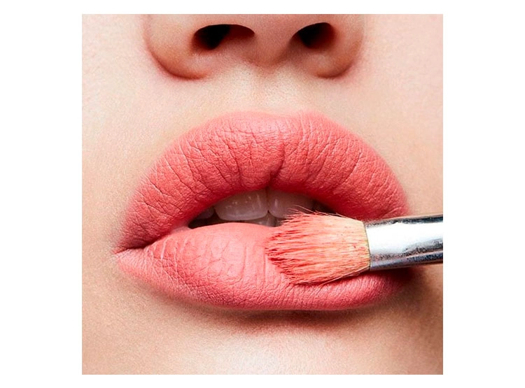 LABIAL MAC RETRO MATTE LIPSTICK 3 GR - 2