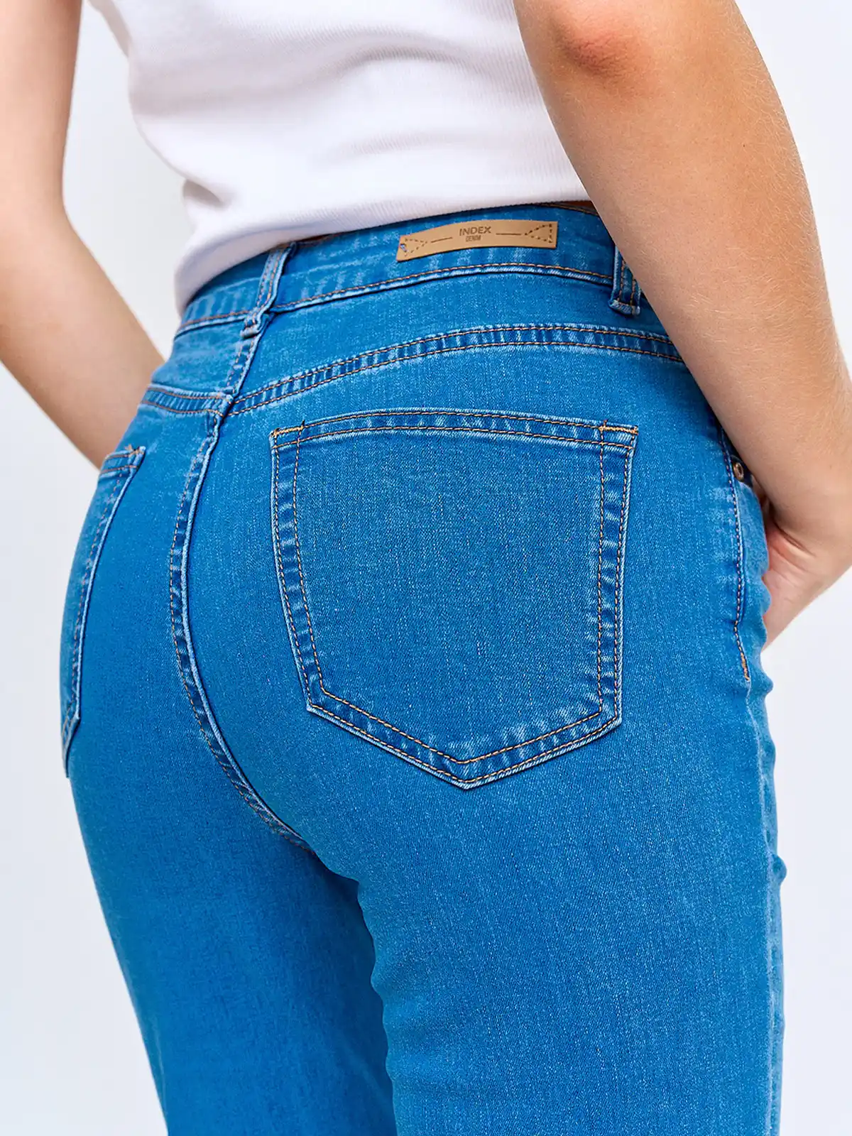 JEANS MUJER INDEX ALGODÓN FLARE TIRO MEDIO - 5