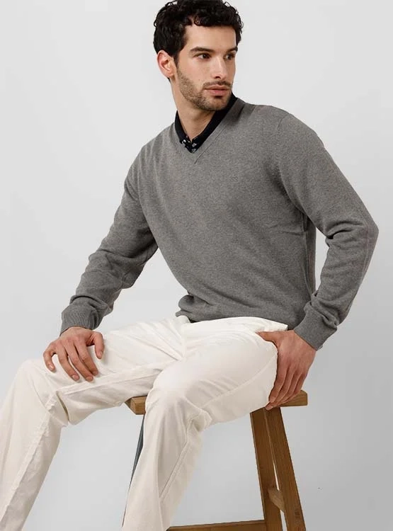 SWEATER REGATTA BÁSICO CUELLO EN V - 4