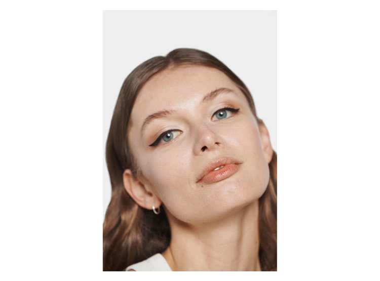 DELINEADOR DE OJOS CLINIQUE HIGH IMPACT EASY LIQUID LINER 0.08 GR - 3