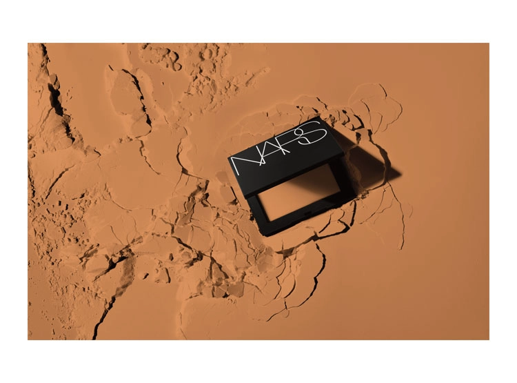 POLVOS NARS FIJADOR LIGHT REFLECTING SETTING POWDER SHORE 10 GR - 4