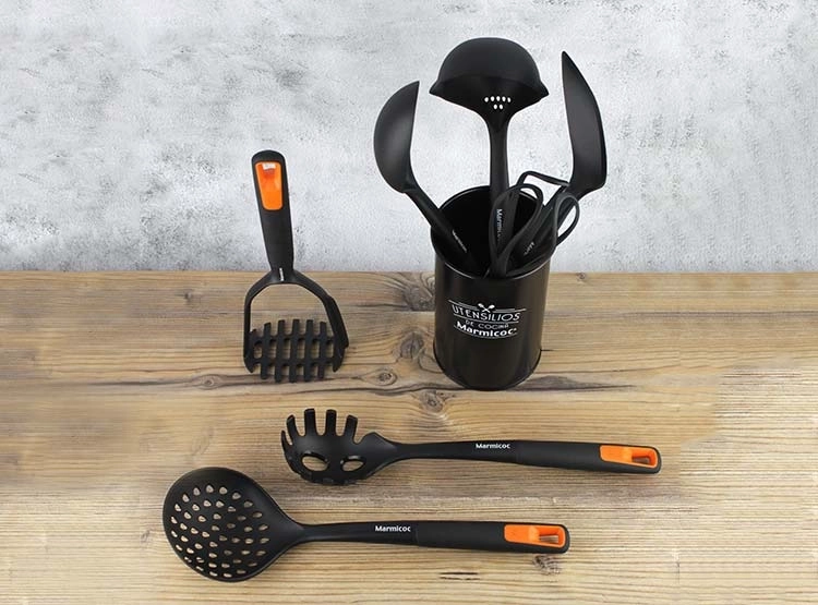 SET 8 UTENSILIOS COCINA MARMICOC SPRING NEGRO - 5