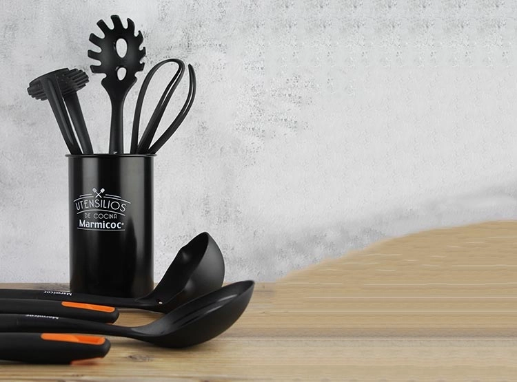 SET 8 UTENSILIOS COCINA MARMICOC SPRING NEGRO - 6