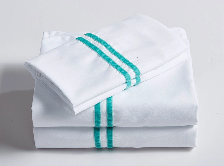 JUEGO DE SÁBANAS ANDES APLICACION VELVET AQUA 2 PLAZAS BLANCO LISO - 2