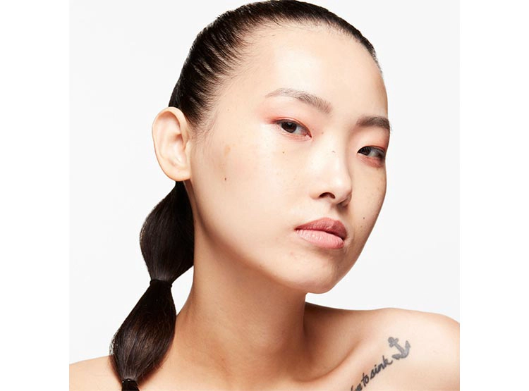 BASE DE MAQUILLAJE MAC TINTE STROBE DEWY SKIN 30 ML - 2