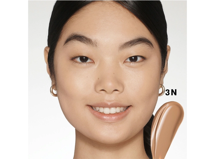 CORRECTOR ESTÉE LAUDER FUTURIST SOFT TOUCH BRIGHTENING SKINCEALER 6 ML - 2