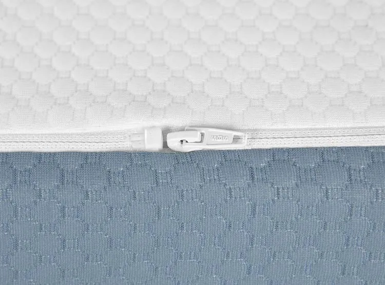 JUEGO DE DORMITORIO CIC CAMA EUROPEA VILLARRICA EXCELLENCE BN 2 PLAZAS + SET GRIS - 4