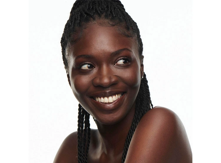 Mac Studio Radiance Serum-Powered Foundation NW58, foto 2