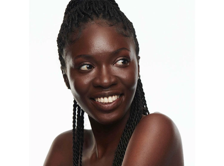 Mac Studio Radiance Serum-Powered Foundation NW58, foto 3