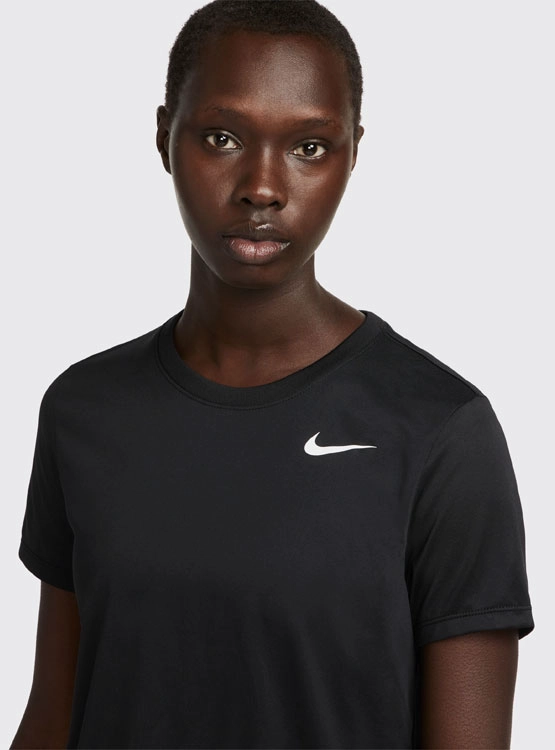POLERA NIKE DF RLGD SS TEE NEGRO - 5