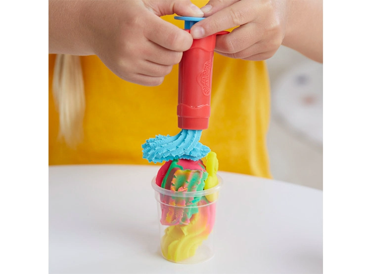 SET DE JUEGO PLAY DOH KITCHEN CREATIONS LICUADORA DE BATIDOS COLORIDOS - 13
