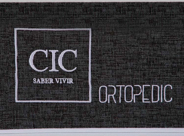 JUEGO DE DORMITORIO CIC CAMA DIVAN ORTOPEDIC 1.5 PLAZAS NEGRO + RESPALDO MUNICH OLIVO - 6