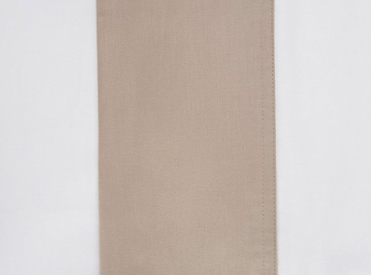 JUEGO DE SÁBANAS MAISON LINETT SATEN CUFF 400 HILOS 2 PLAZAS TAUPE - 2
