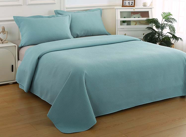CUBRECAMA QUILT ILLUSIONS 2 PLAZAS AGUA LISO ATENAS - 1