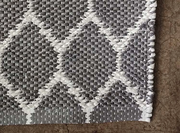 ALFOMBRA IDETEX KALA PVC D1 EXTERIOR 160 X 230 CM GRIS - 4
