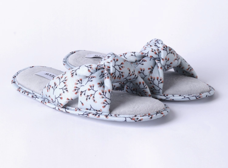 PANTUFLAS MARQUIS CRUZ - 1