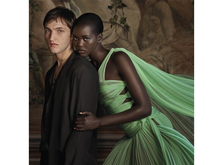 PERFUME VALENTINO BORN IN ROMA GREEN STRAVAGANZA MUJER EDP 100 ML - 6
