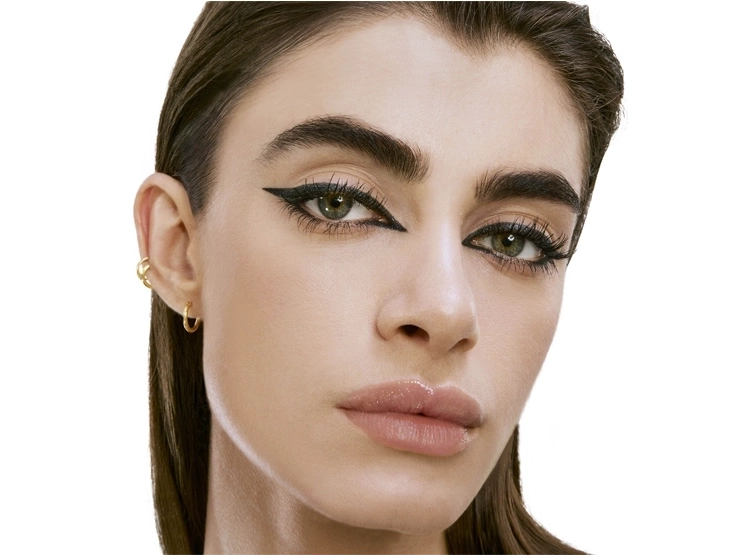 DELINEADOR DE OJOS YVES SAINT LAURENT LINES LIBERATED WATERPROOF 1.2 GR - 4