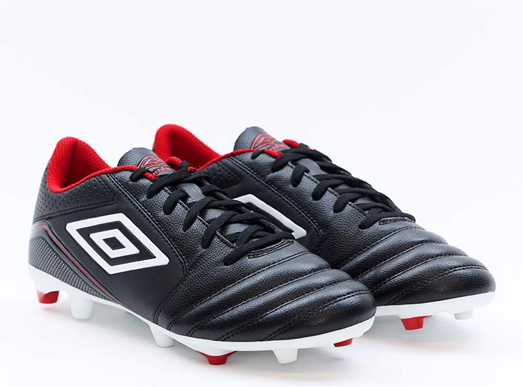 ZAPATILLAS HOMBRE UMBRO FÚTBOL NEGRO CLASSICO XII LT FG - 2
