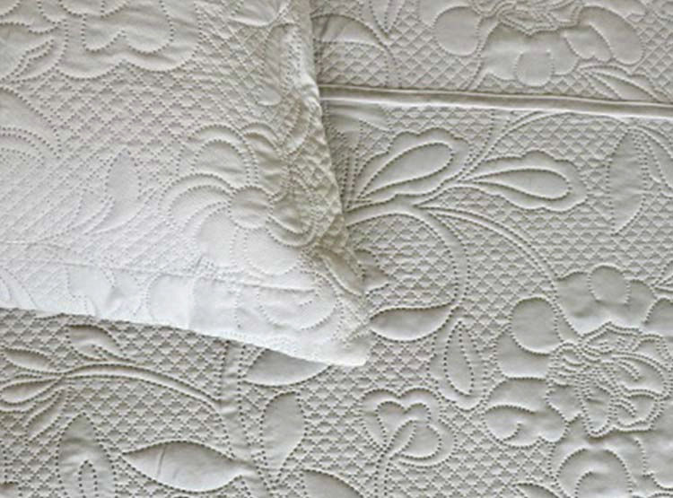 CUBRECAMA QUILT ANDES 2 PLAZAS TAUPE CLASSIC - 3