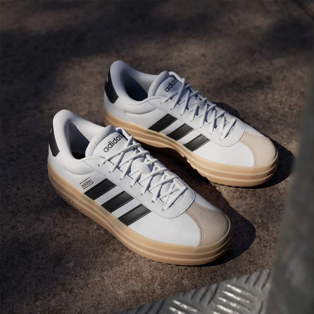 ZAPATILLAS MUJER ADIDAS URBANAS BLANCO VL COURT BOLD - 10