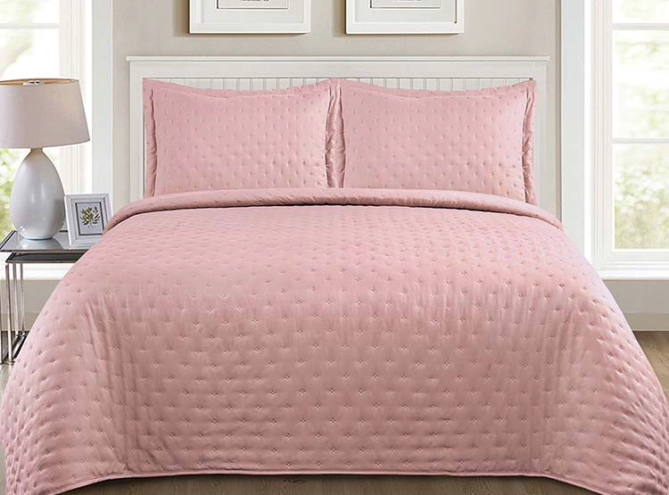 CUBRECAMA QUILT ILLUSIONS 2 PLAZAS ROSA LISO ROMA - 1