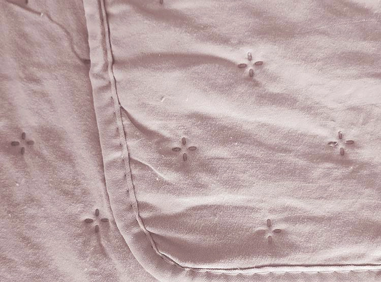 CUBRECAMA QUILT ILLUSIONS KING ROSA LISO ROMA - 3