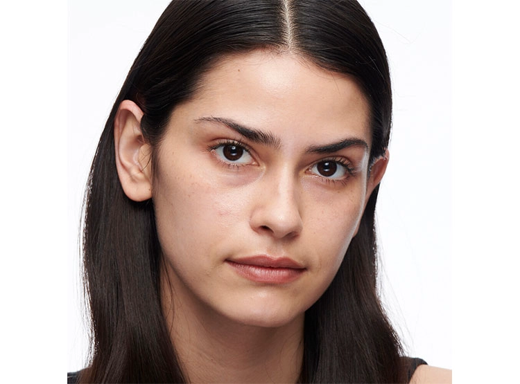CORRECTO M.A.C STUDIO RADIANCE CONCEALER 11 ML - 3