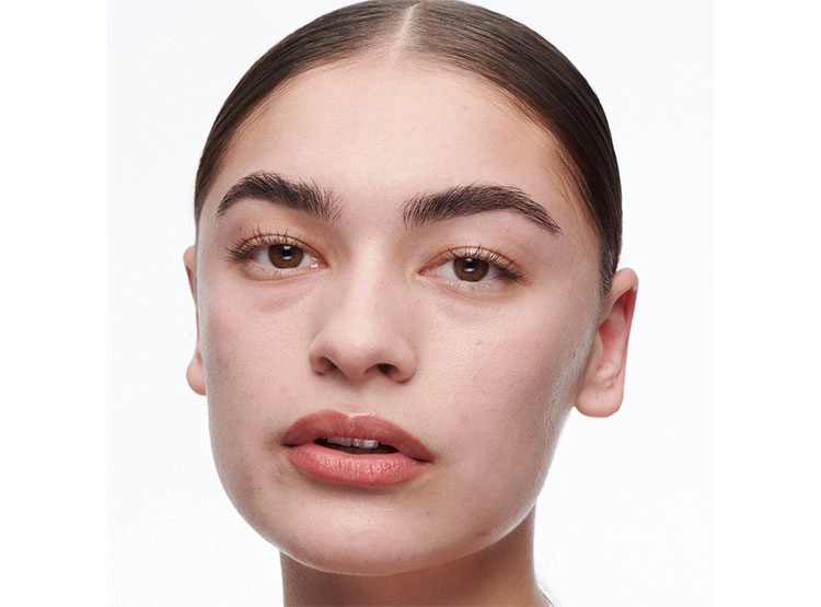 CORRECTO M.A.C STUDIO RADIANCE CONCEALER 11 ML - 3