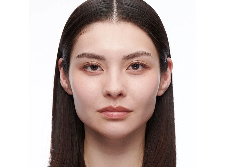 CORRECTO M.A.C STUDIO RADIANCE CONCEALER 11 ML - 3