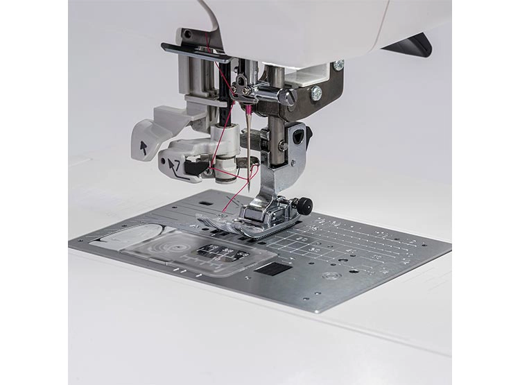 MÁQUINA DE COSER JANOME PROFESIONAL MEMORY CRAFT 9480QCP - 7