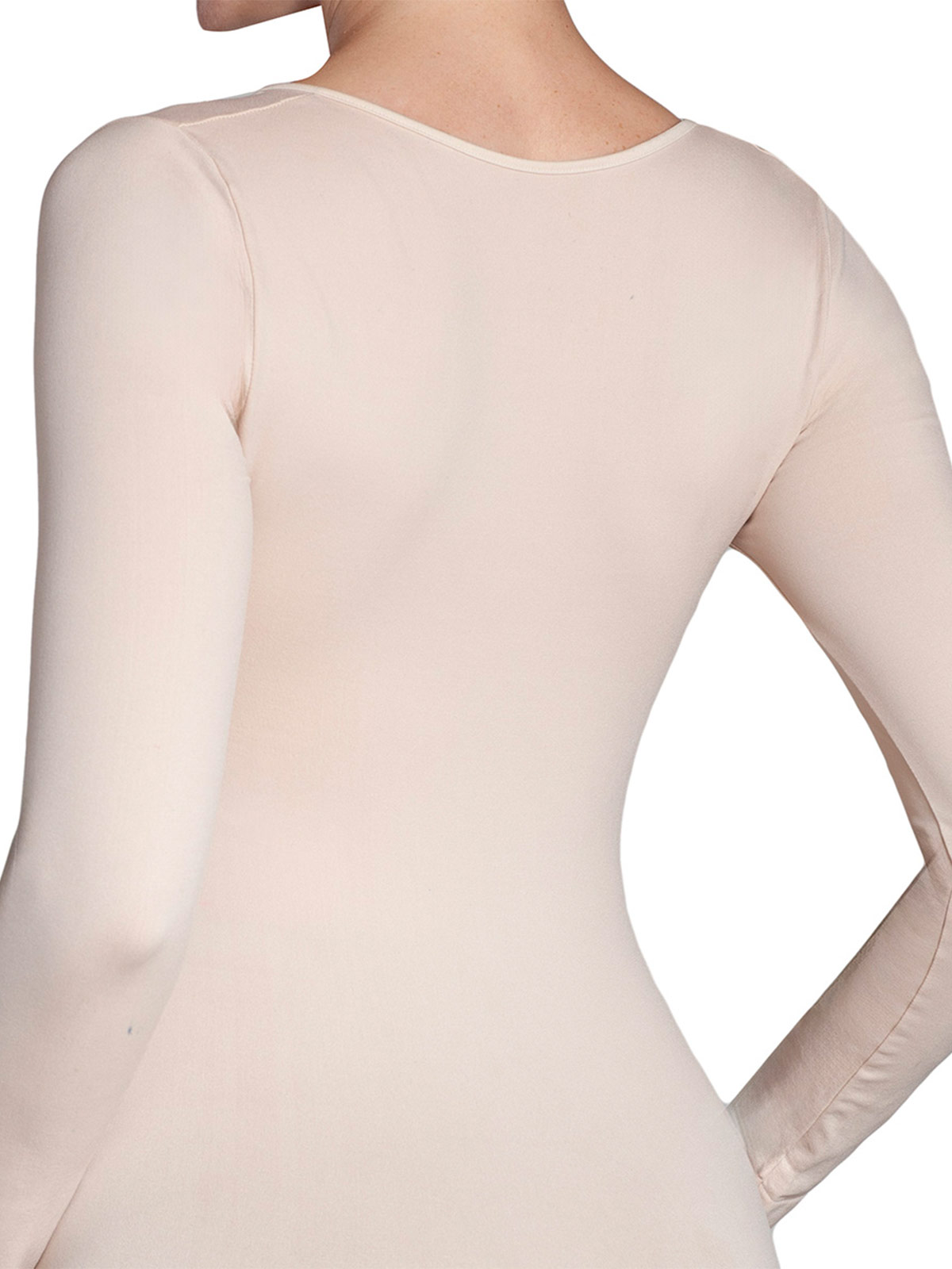 POLERA MONARCH ESENCIAL ESCOTE CUADRADO - 3