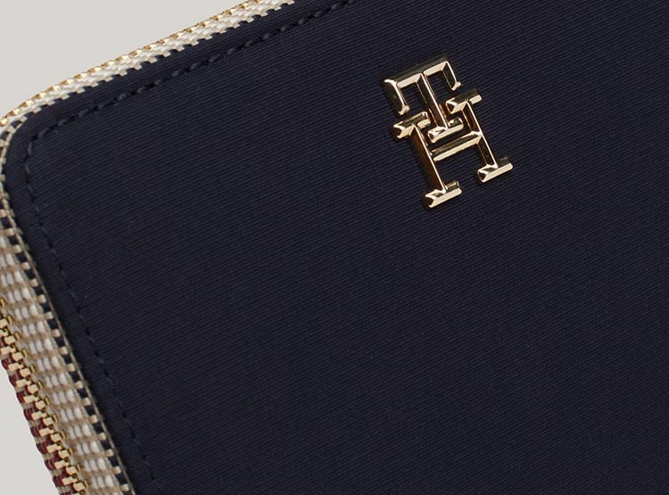 BILLETERA TOMMY HILFIGER AW0AW17090DW6 - 4