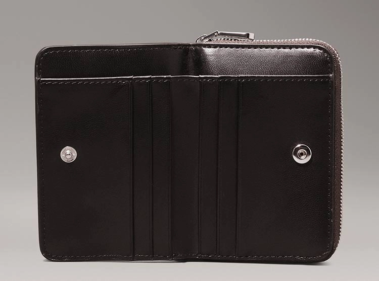 BILLETERA CALVIN KLEIN K60K612745ADA - 3