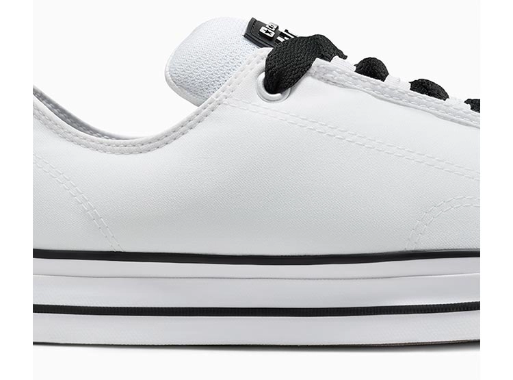 ZAPATILLAS UNISEX CONVERSE URBANO BLANCO CHUCK TAYLOR ALL STAR PUFF - 9