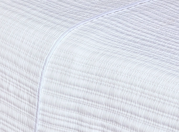 CUBRECAMA MAISON LINETT STITCHING 2 PLAZAS BLANCO - 3