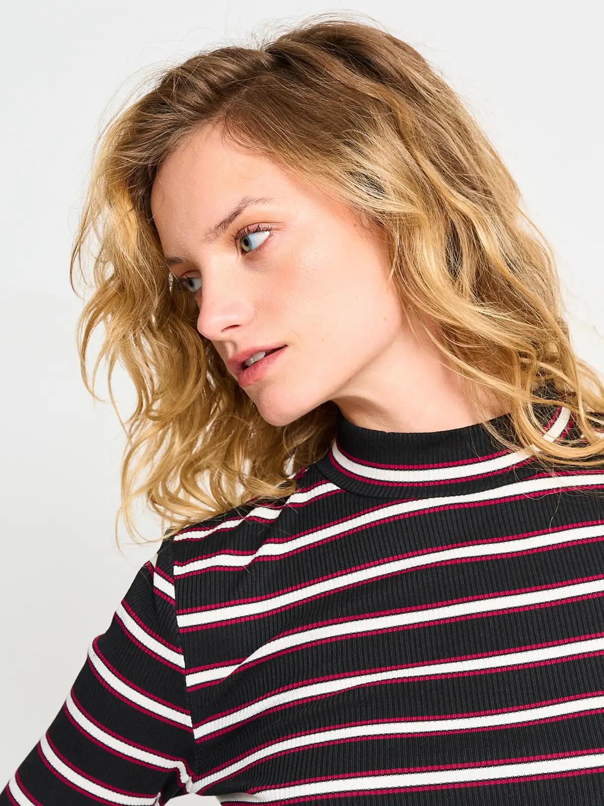 POLERA MANGA 3/4 MUJER PEPE JEANS CUELLO ALTO RAYADA - 3
