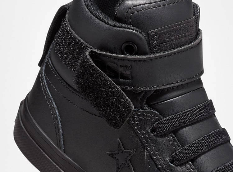 ZAPATILLAS UNISEX CONVERSE ESCOLARES NEGRO PRO BLAZE STRAP - 6