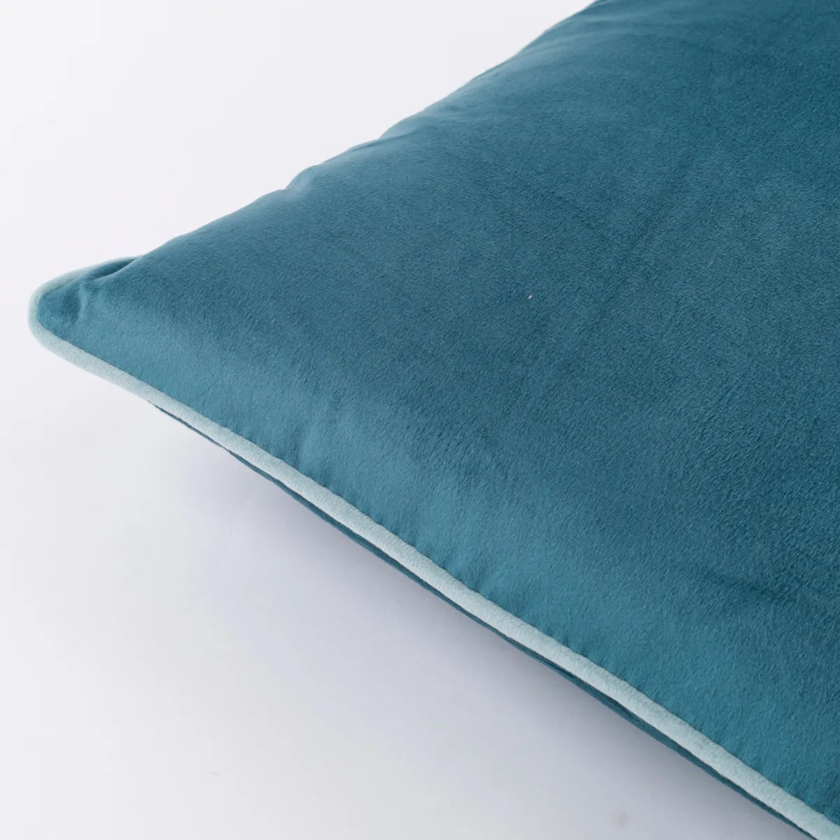 COJÍN RIPLEY HOME VELVET PIPING 45X45 CM 1 - 5