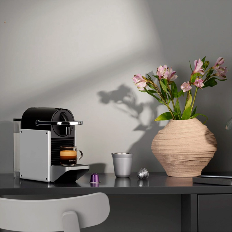 CAFETERA NESPRESSO PIXIE SILVER O.7 LT + ESPUMADOR AEROCCINO - 5