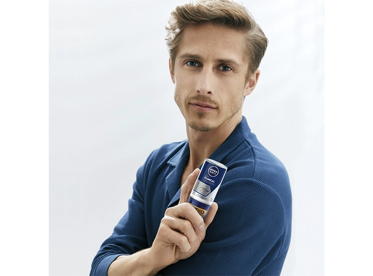 DESODORANTE ROLL ON HOMBRE NIVEA CLINICAL ANTITRANSPIRANTE 50 ML - 4