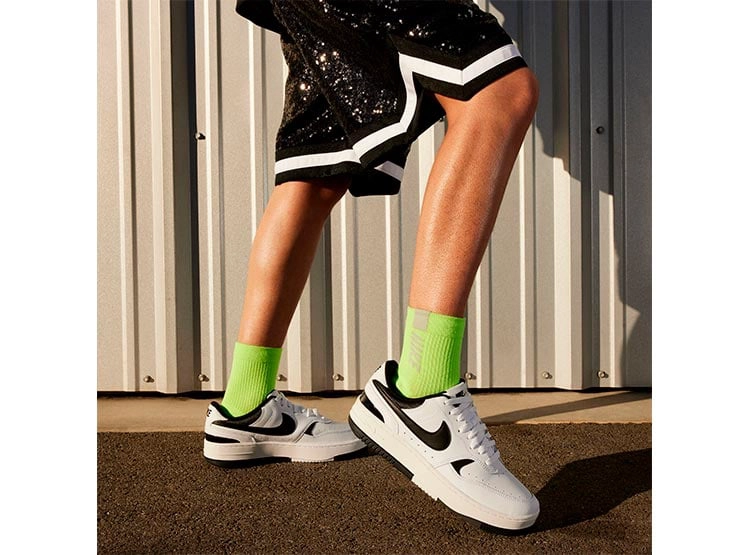 ZAPATILLAS MUJER NIKE URBANO BLANCO GAMMA FORCE - 6