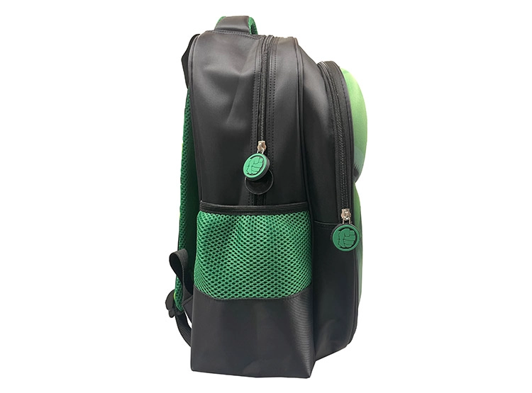 MOCHILA AVENGERS HULK 3D - 2
