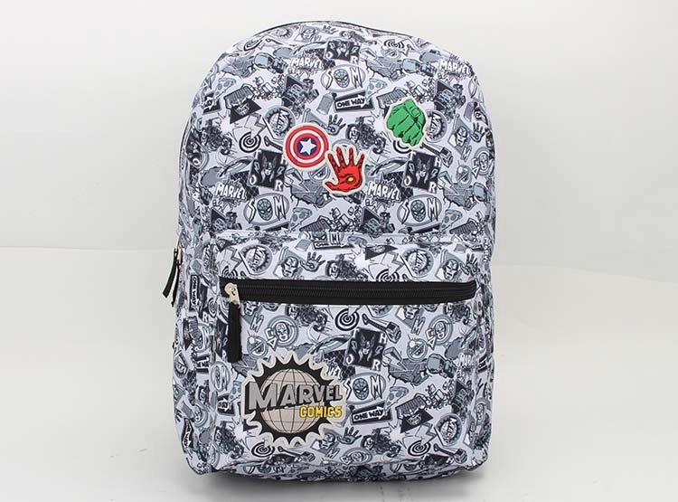 MOCHILA JUVENIL MARVEL PARCHES - 1