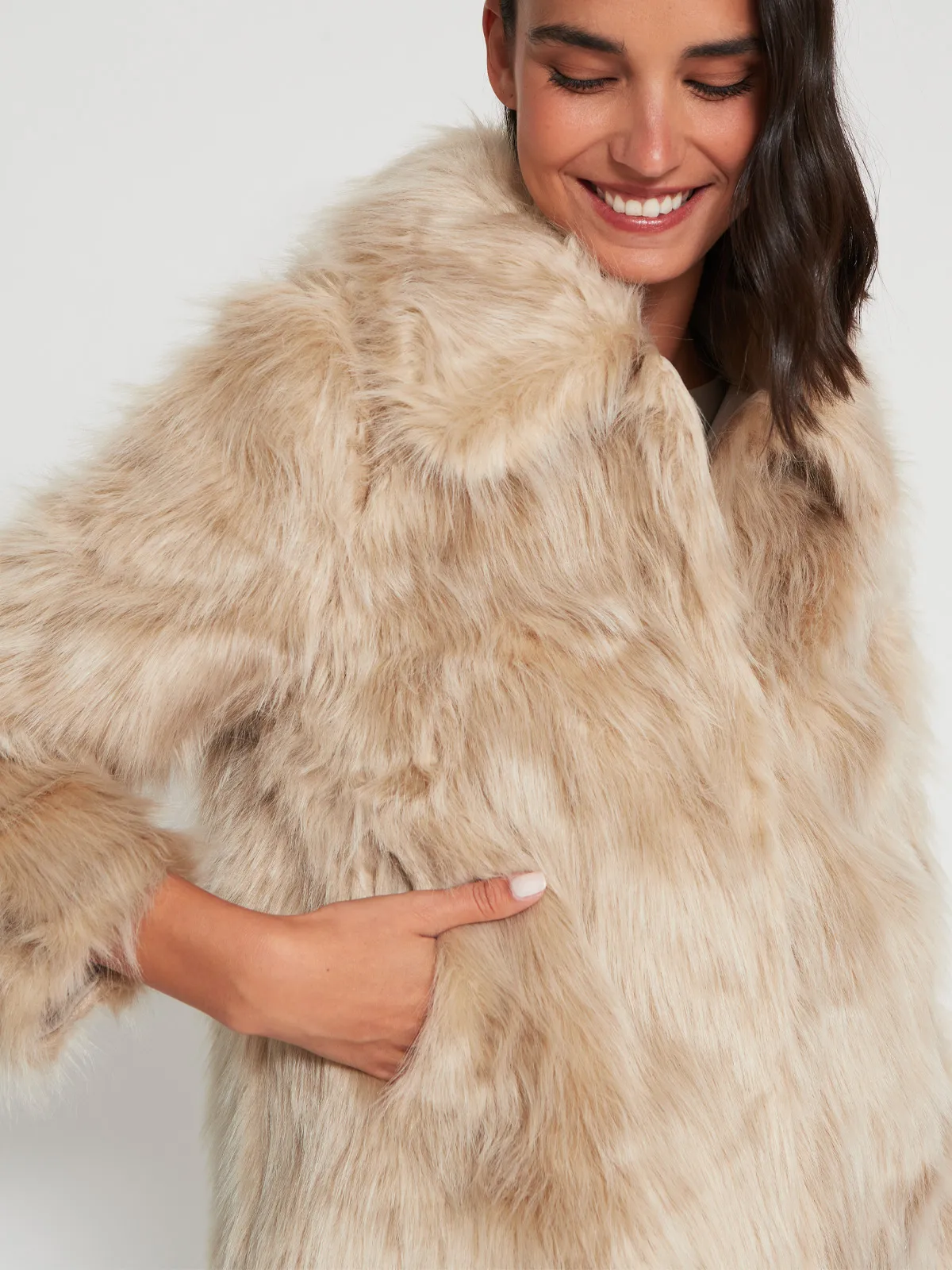 ABRIGO MUJER MARQUIS PELUDO - 3