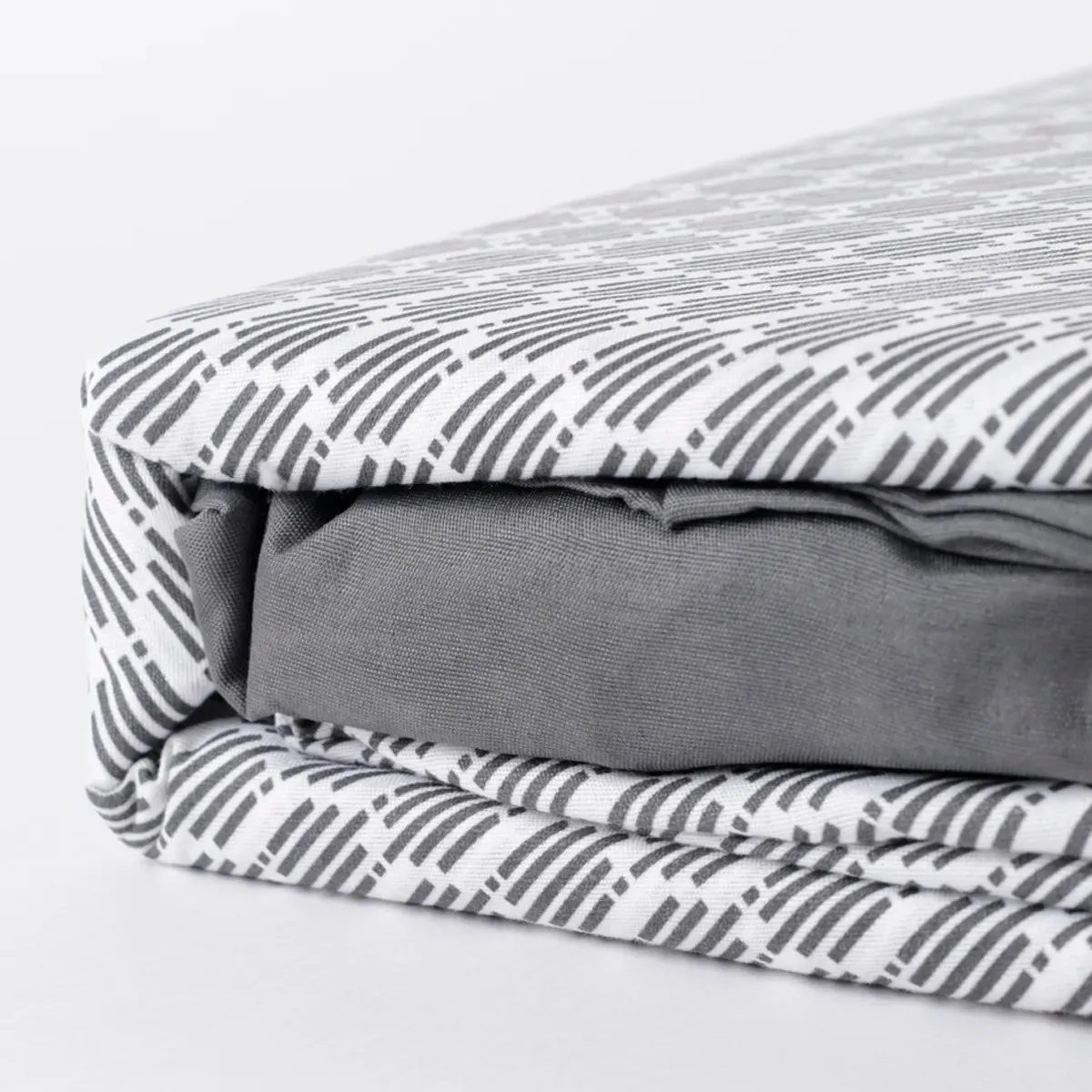 JUEGO DE SÁBANAS RIPLEY HOME ESTAMPADAS 1.5PL + 2FUNDAS GEO BLACK - 4